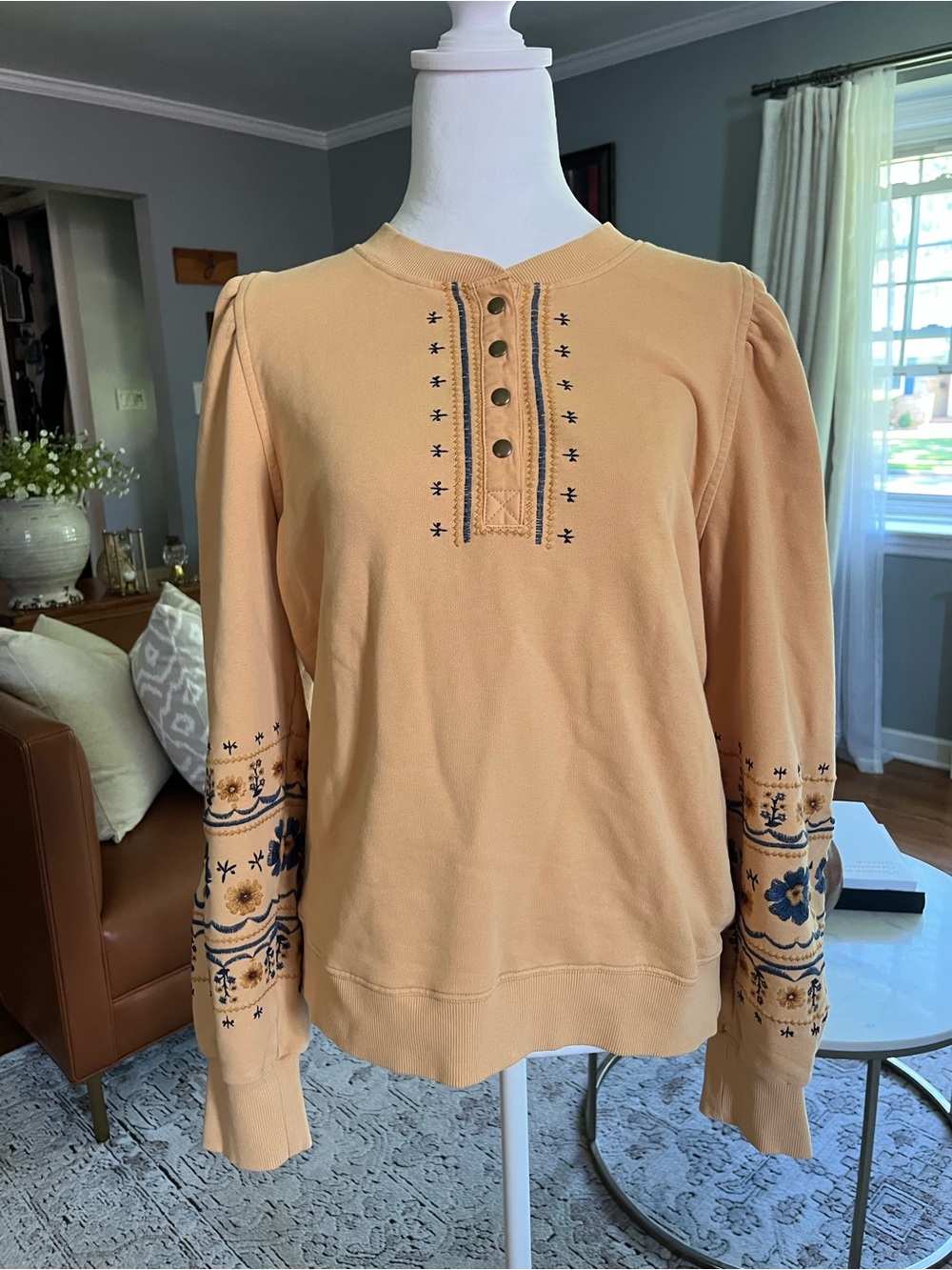 Driftwood Sweatshirt Pullover Top w/ Floral Embroidery Sz. L Mustard, Blue Boho